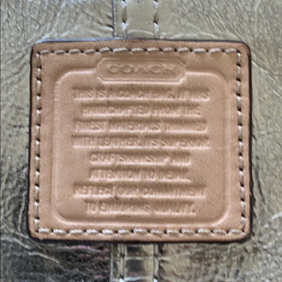 Coach purse - Picture 2 of 2